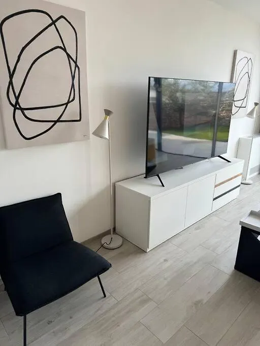 Casa Mito Apartment Vantacici